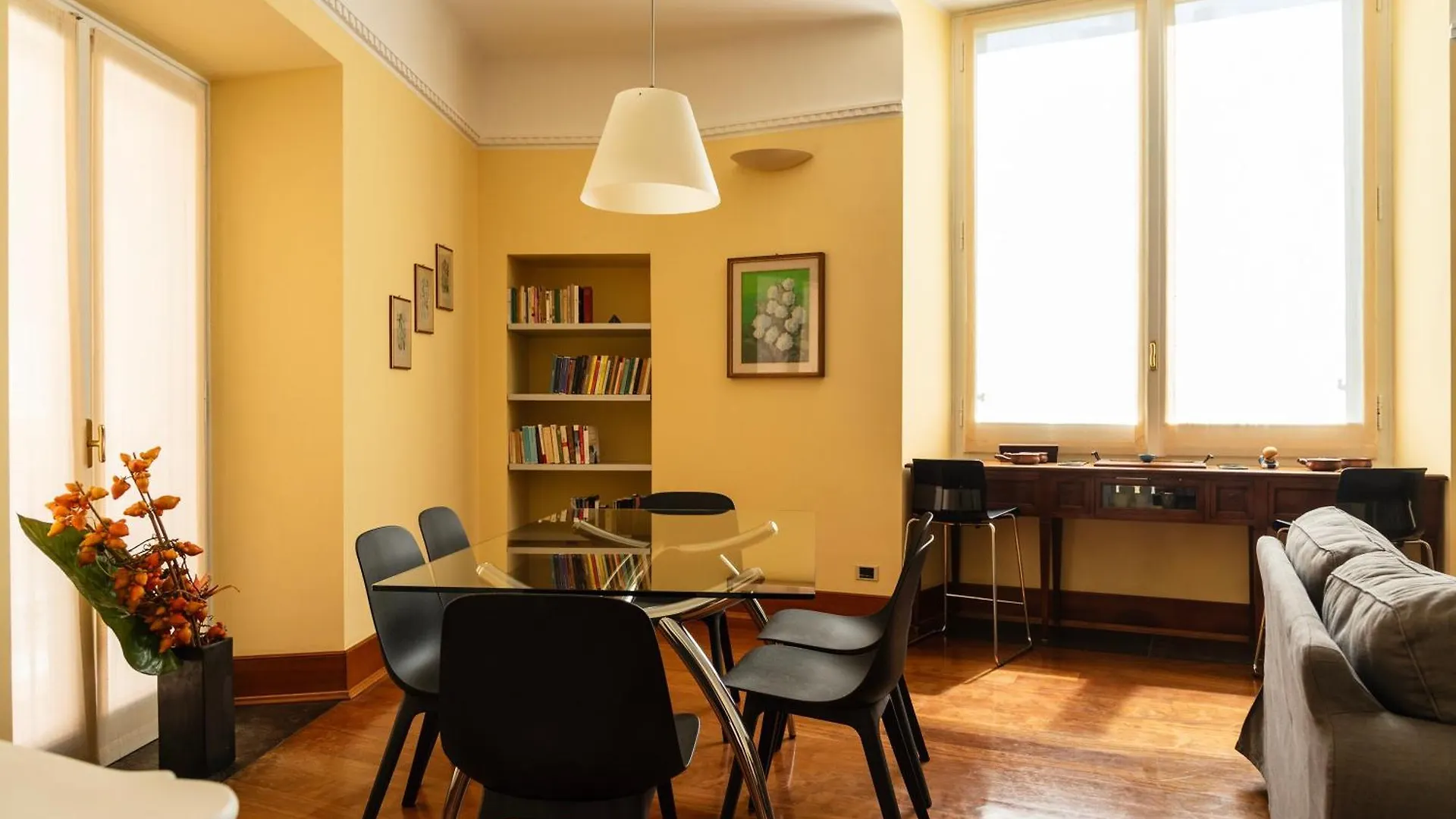 Daire Youhosty - Montenapoleone Noble Flat Milano İtalya