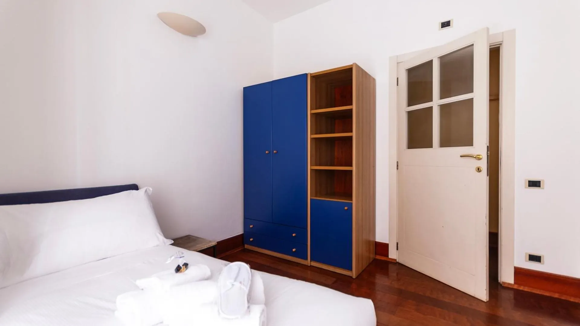 Youhosty - Montenapoleone Noble Flat Milaan 0*,