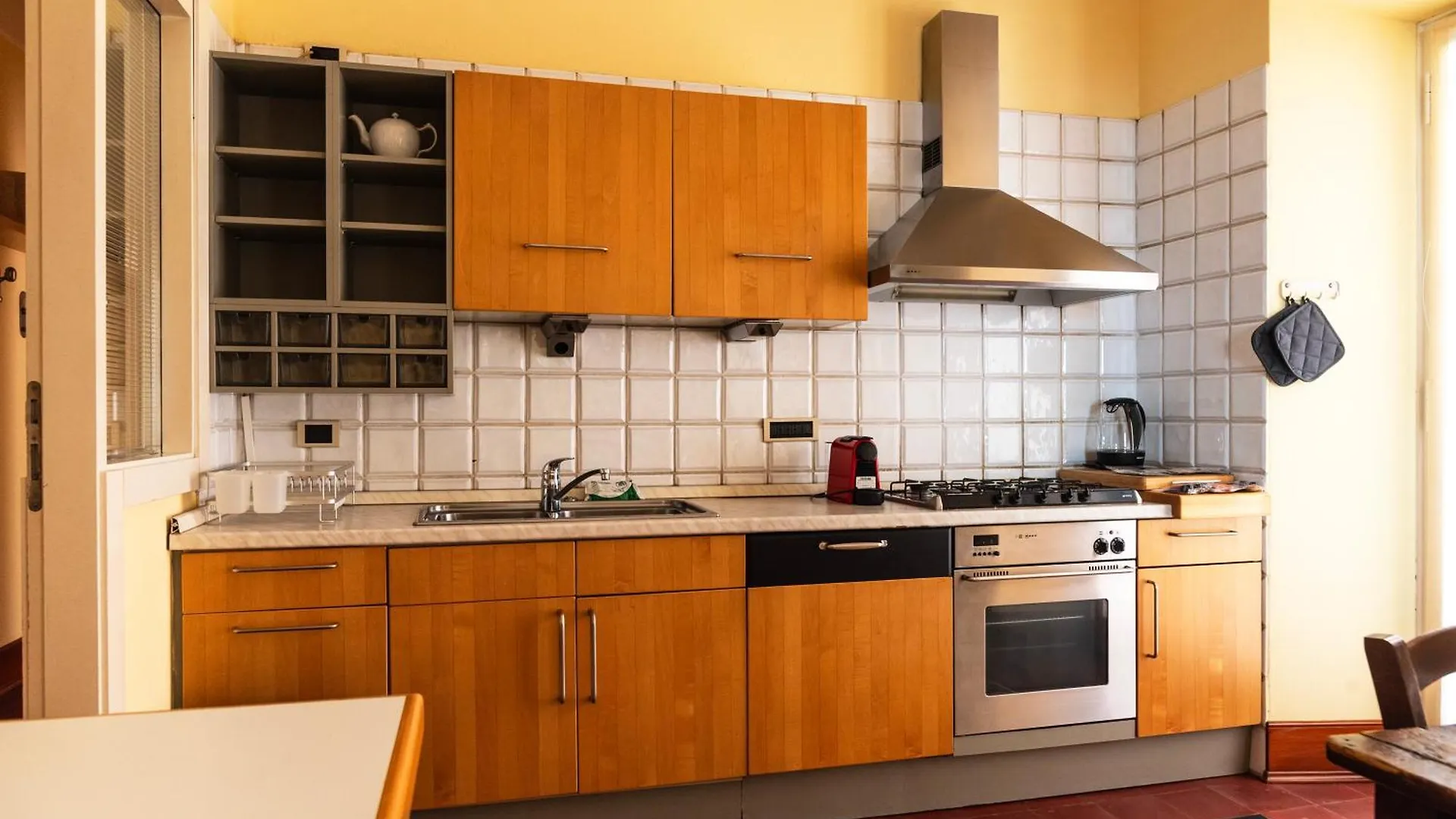 Youhosty - Montenapoleone Noble Flat Milaan 0*,